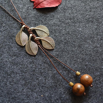 Alloy Leaves Ebony Beads Women Retro Necklace