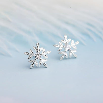 Beautiful Simple Snowflake Earrings