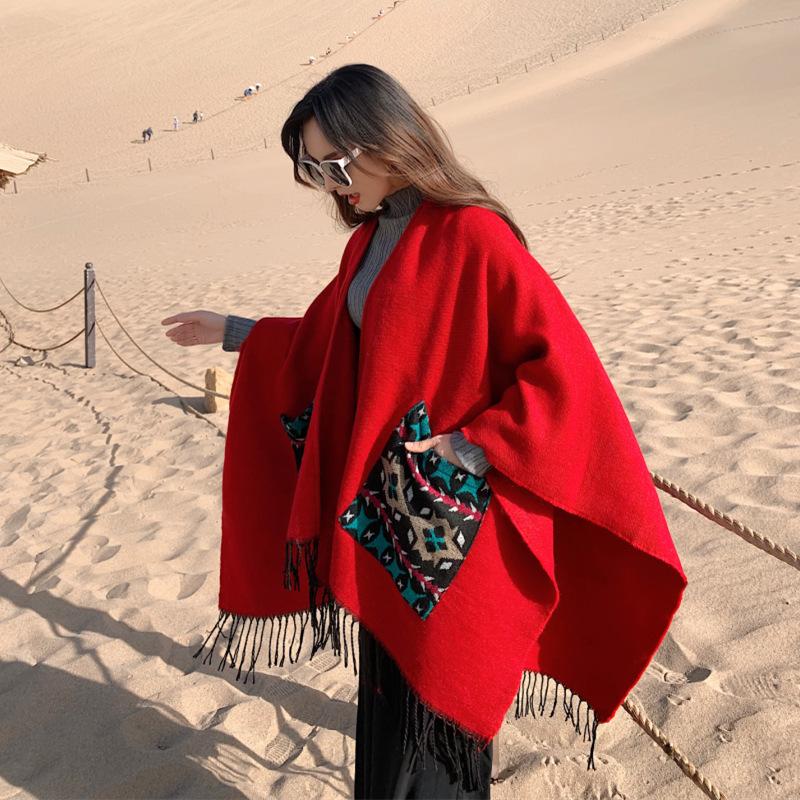 Casual Patch Pocket Jacquard Warm Shawl