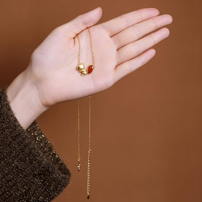 Casual Retro Cute Squirrel Pendant Necklace