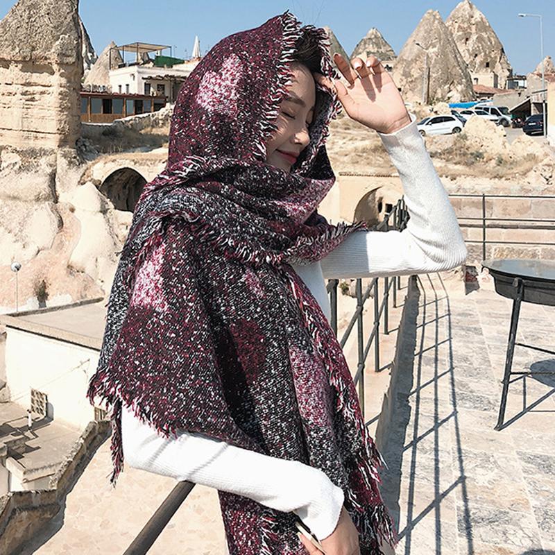 Contrast Color Tassel Imitation Cashmere Scarf