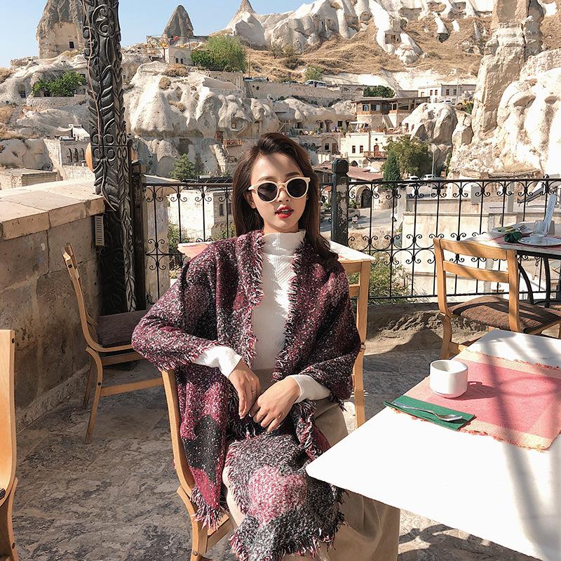 Contrast Color Tassel Imitation Cashmere Scarf
