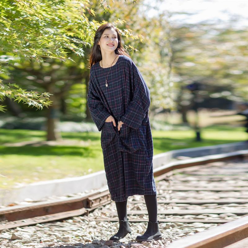 Plaid Long Sleeve Loose Winter Midi Dress