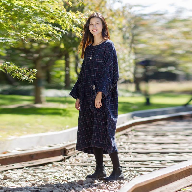 Plaid Long Sleeve Loose Winter Midi Dress