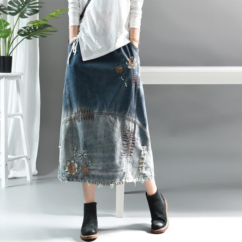 Embroidered Floral Frayed Casual Denim Skirt