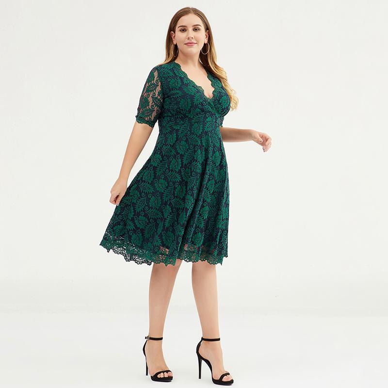 Fashion Polyester Lace V-Neck Plus Size Women Dress