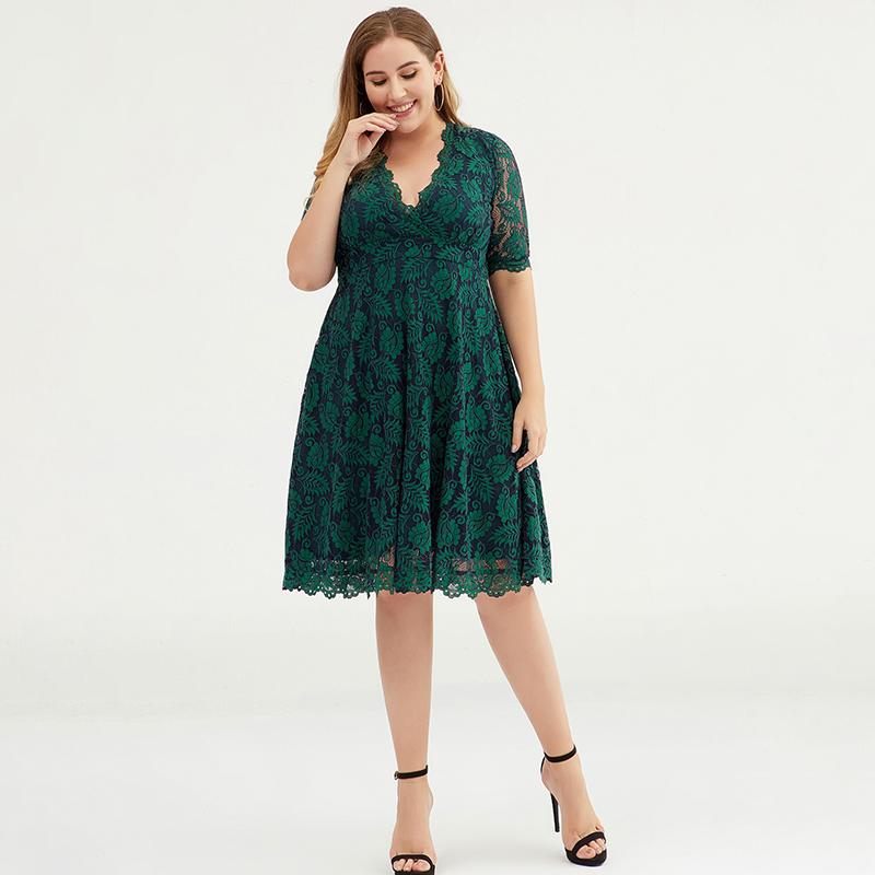 Fashion Polyester Lace V-Neck Plus Size Women Dress