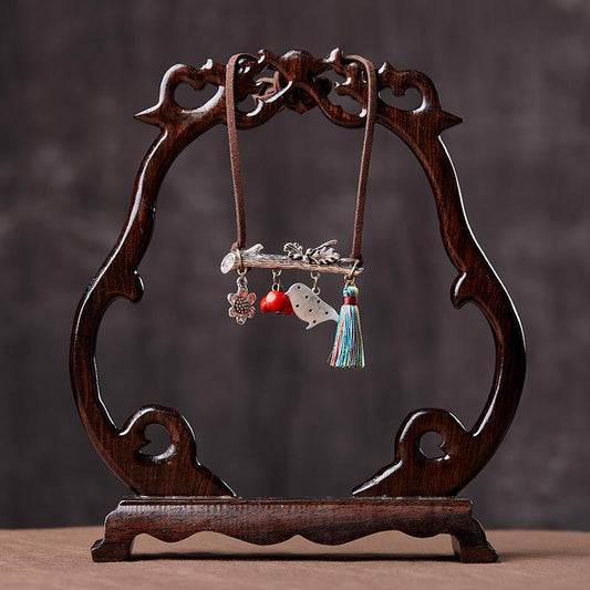 Female Animal And Tassel Necklace