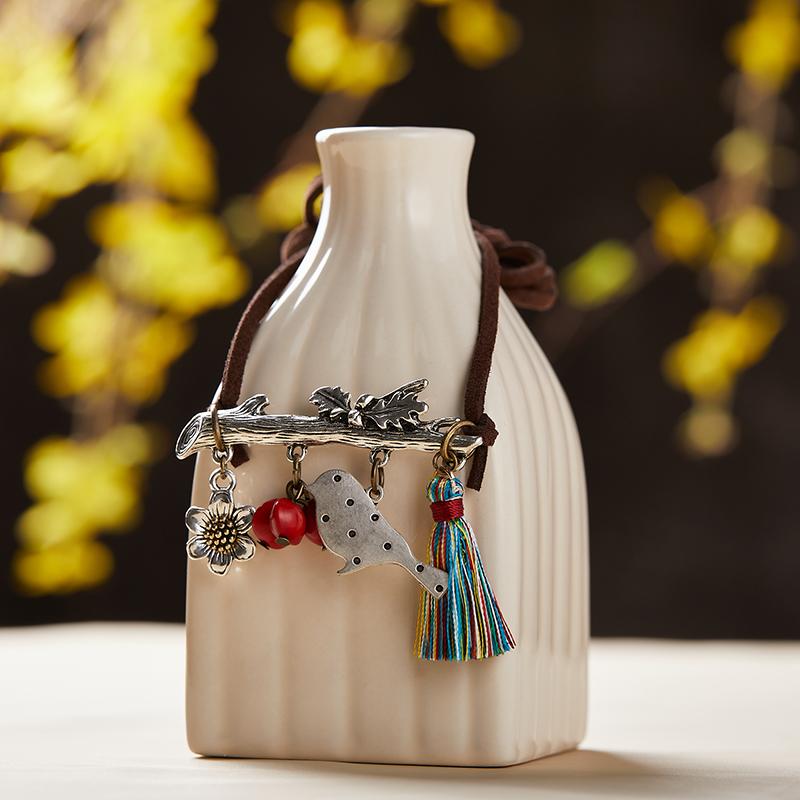 Female Animal And Tassel Necklace