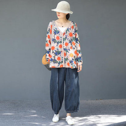 Flower V-Neck Loose Comfortable Knitted Shirt