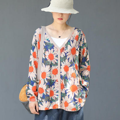 Flower V-Neck Loose Comfortable Knitted Shirt