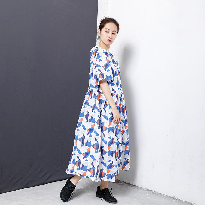 Geometric Print Adjustable Collar Midi Dress