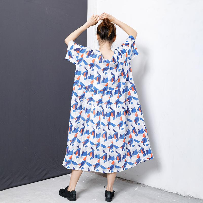 Geometric Print Adjustable Collar Midi Dress