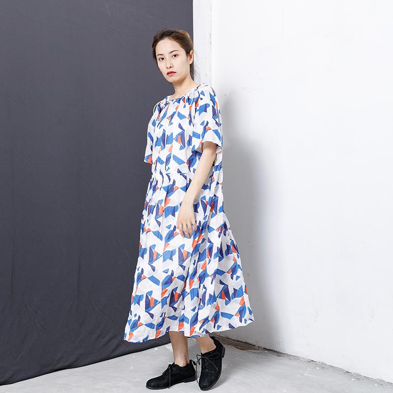 Geometric Print Adjustable Collar Midi Dress