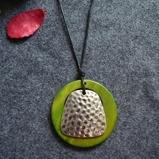 Green Wood Ring Alloy Pendant Necklace