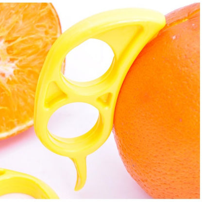 Creative Orange Peelers Slicer Fruit Stripper Kitchen Gadgets (Random Color)