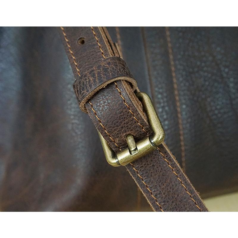 Hand Made Vintage Leather Magnetic Buckle Shoulder Bag