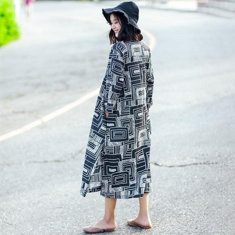 Retro Stand Collar Printed Women Black Dress