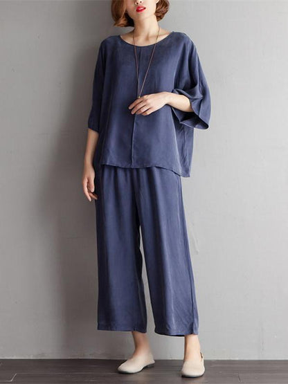 Woman Stylish Blouse and Pant Suit in Black and Blue Color