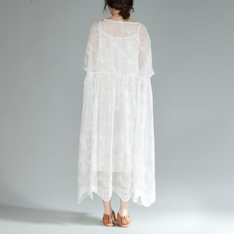 Women Loose Round Neck Half Sleeve White Dress