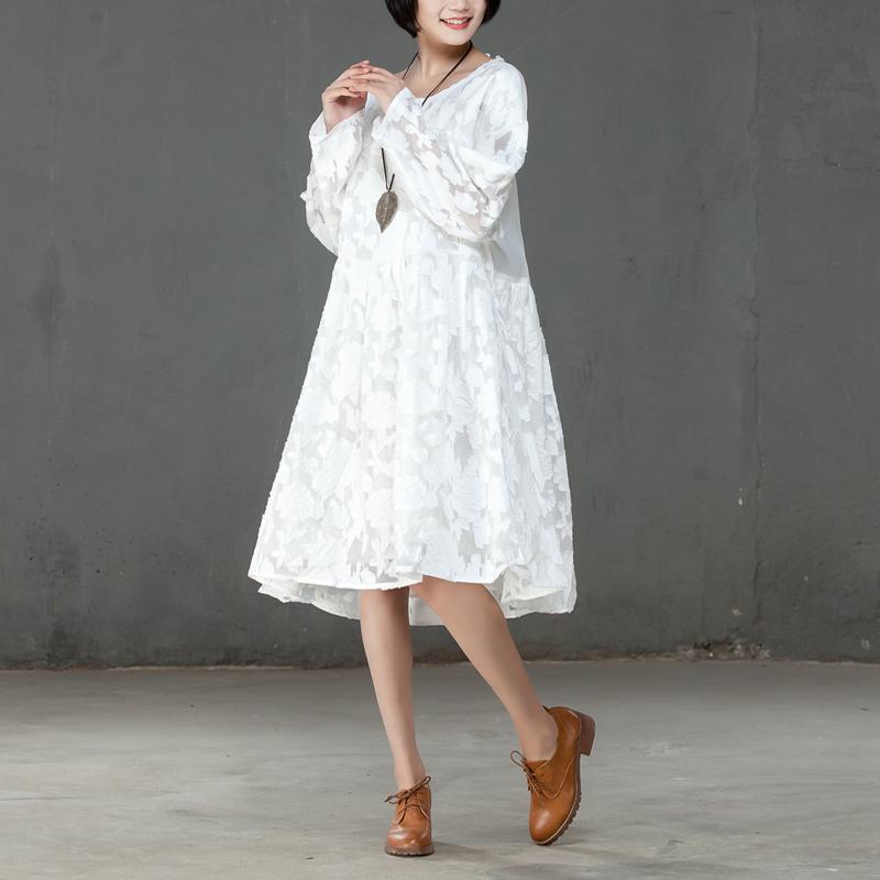 Loose Women Spring Round Neck Long Sleeve White Dress