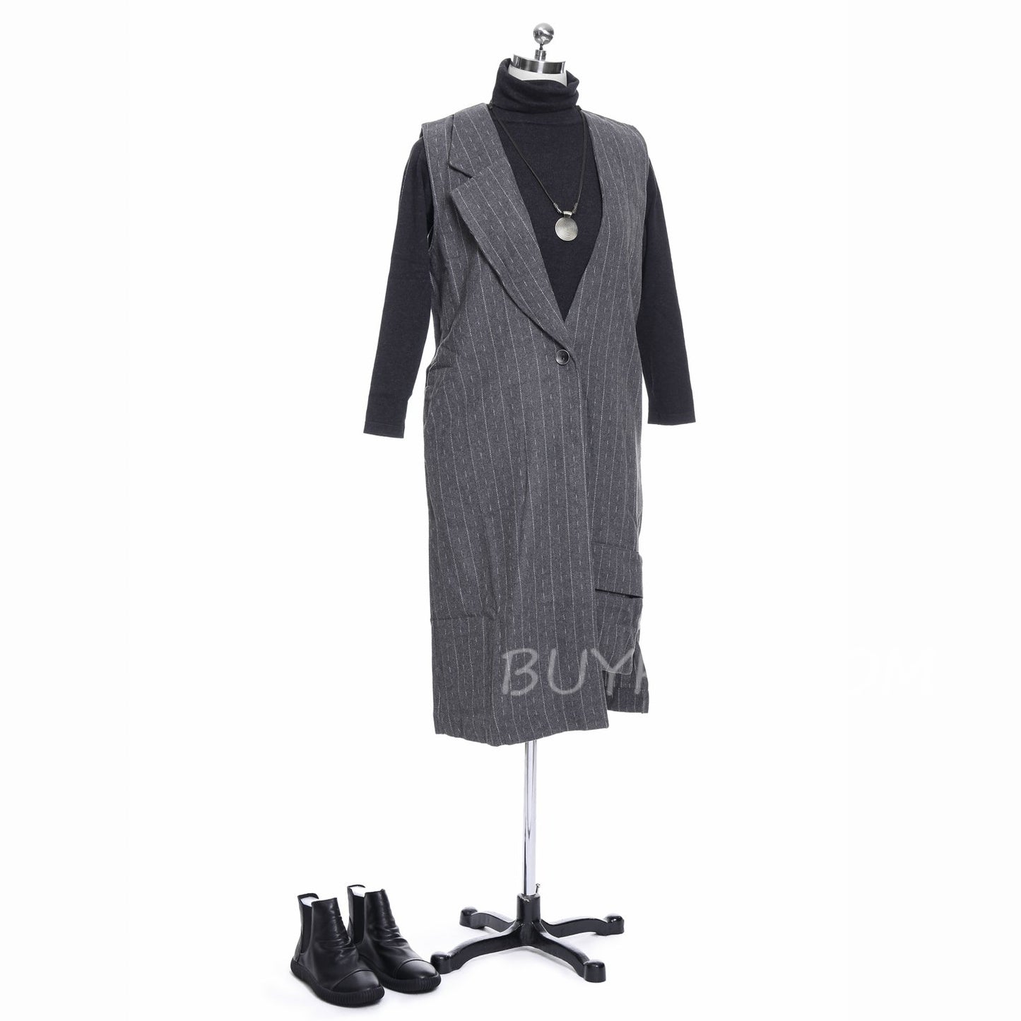 OL Look with Turtleneck Blouse, Long Vest and Black Boots