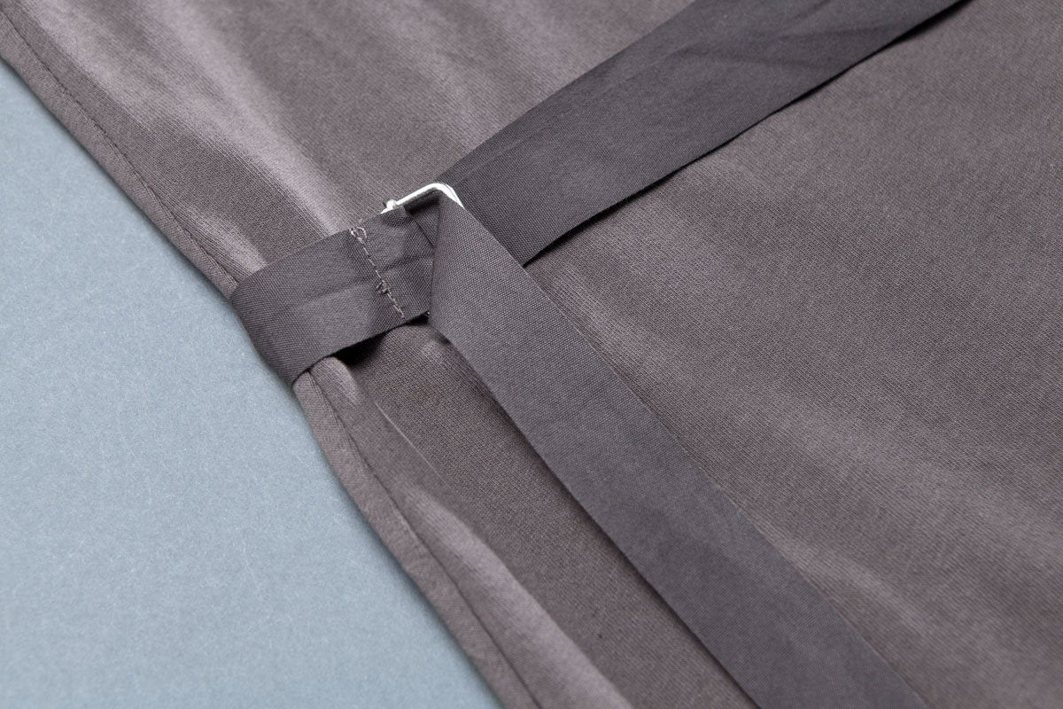 Short Sleeve Slit Round Neck Belt Gray Dress