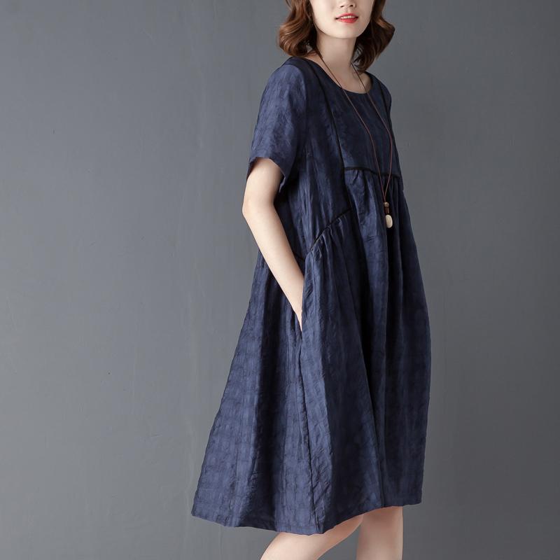 Round Neck Short Sleeve Navy Blue Pleated Dress