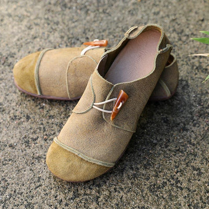 Retro Women Horn Button Handmade Leather Shoes Green