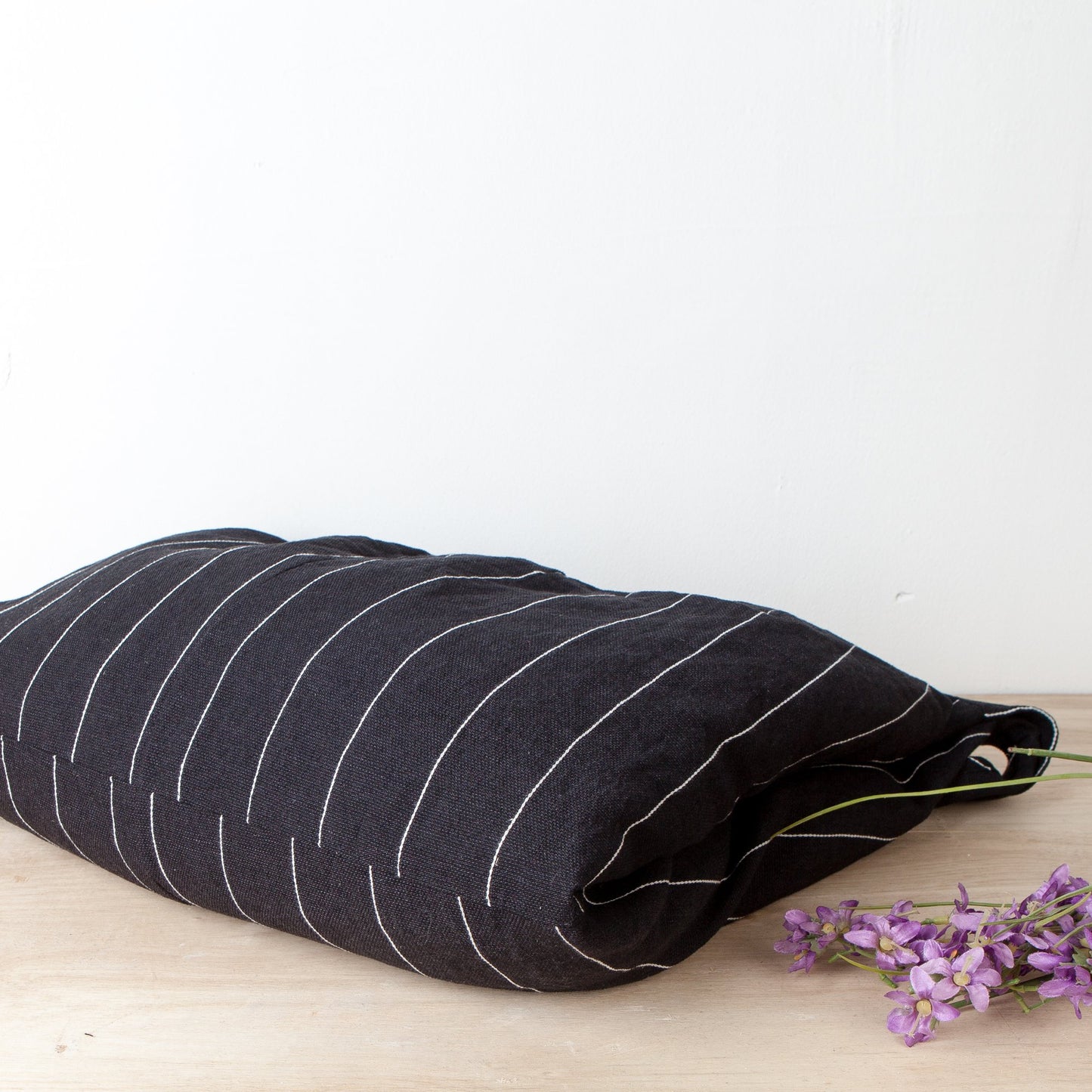 Large Capacity Black Stripe Durable Shoulder Bag