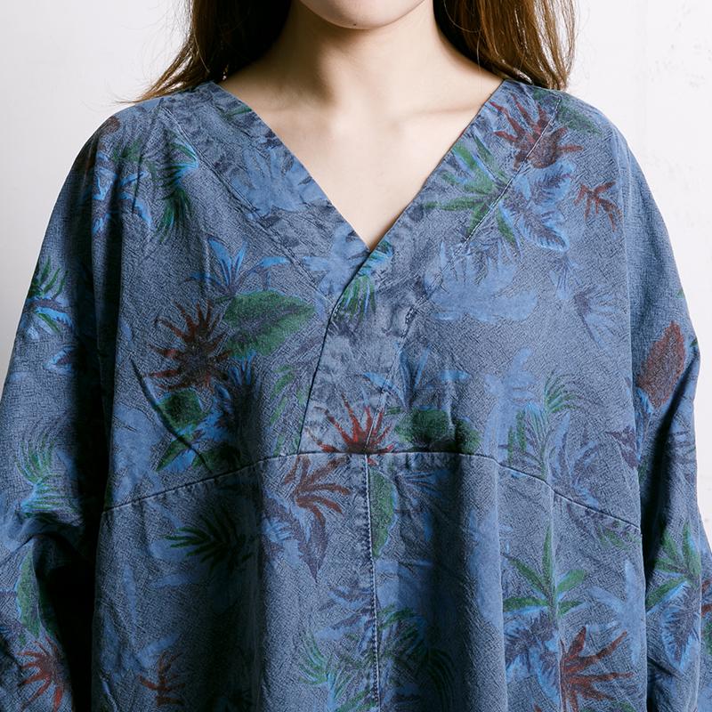 Leaf Printed V-Neck Split Midi Dress