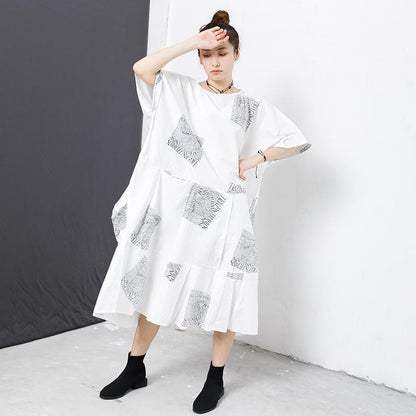 Letter Square Printed Pleated Midi Dress