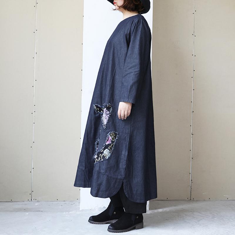 Long Sleeve Round Neck Embroidery Dress