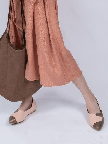 Contrast Color Pointed Flats