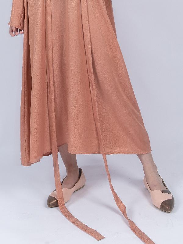 Contrast Color Pointed Flats