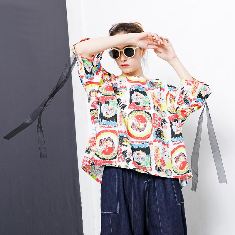 Multi-Colored Graffiti Printed Spliced Lace T-Shirt