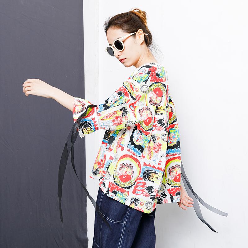 Multi-Colored Graffiti Printed Spliced Lace T-Shirt