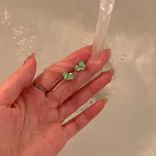 S925 silver needle retro French green love earrings