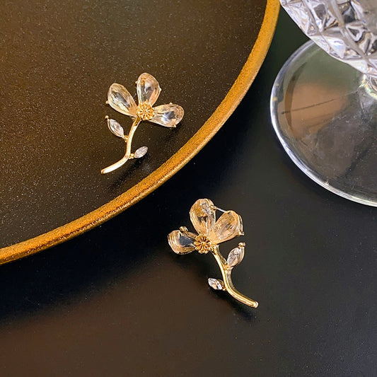 Transparent petal flower earrings