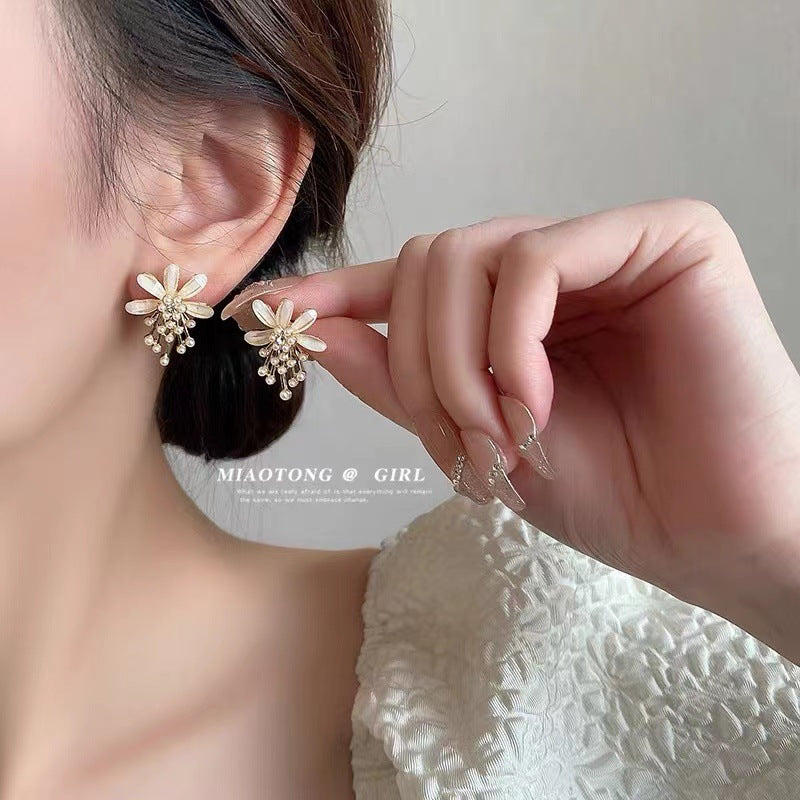 S925 Silver Needle Flower Pearl Earrings
