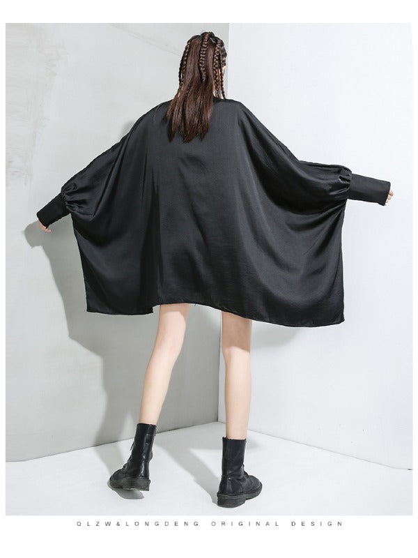 Black Loose Cropped Bat Sleeve Shirt
