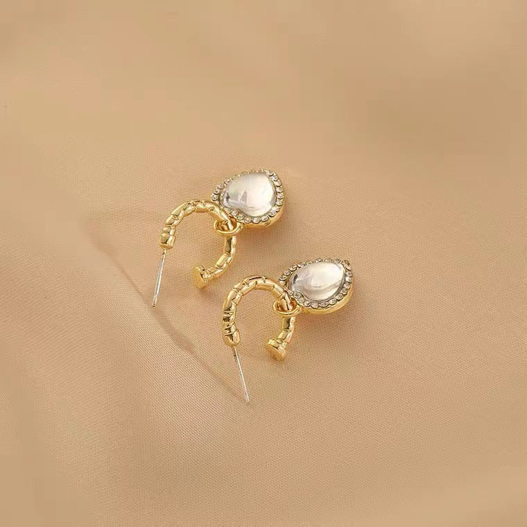 S925 silver needle vintage transparent resin love earrings