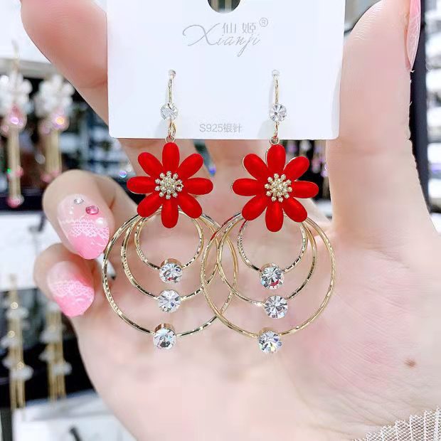 Red festive earrings