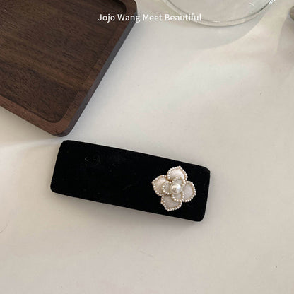 Camellia Pearls Hair Clips