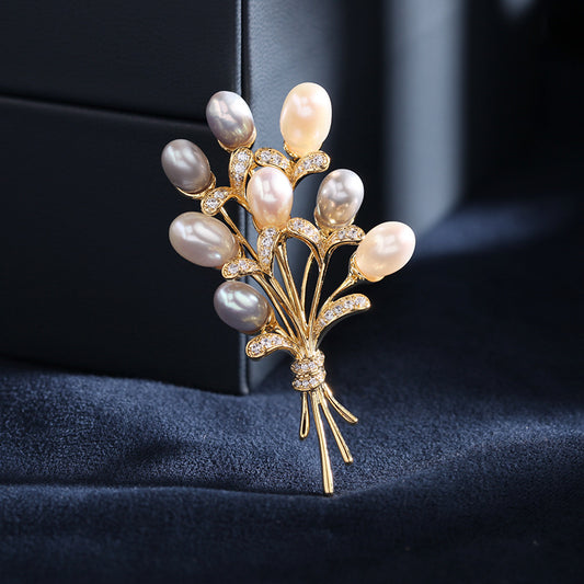 Valentine's Day gift balloon pearl brooch