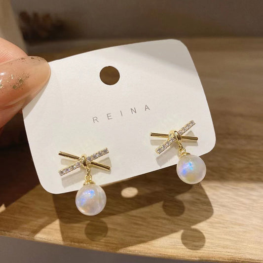 Sophisticated and stylish pearl earrings