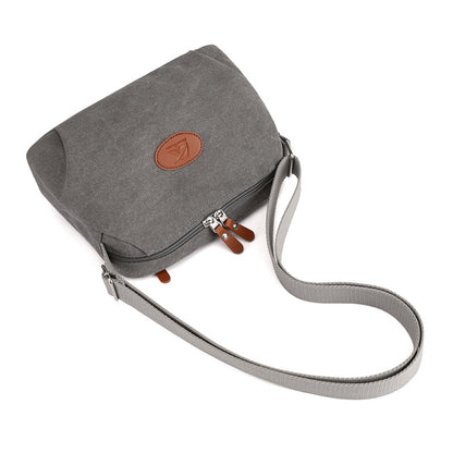 Women's small canvas bag 2021 new leisure Commuter Bag versatile messenger bag cross border foreign trade single shoulder canvas bag