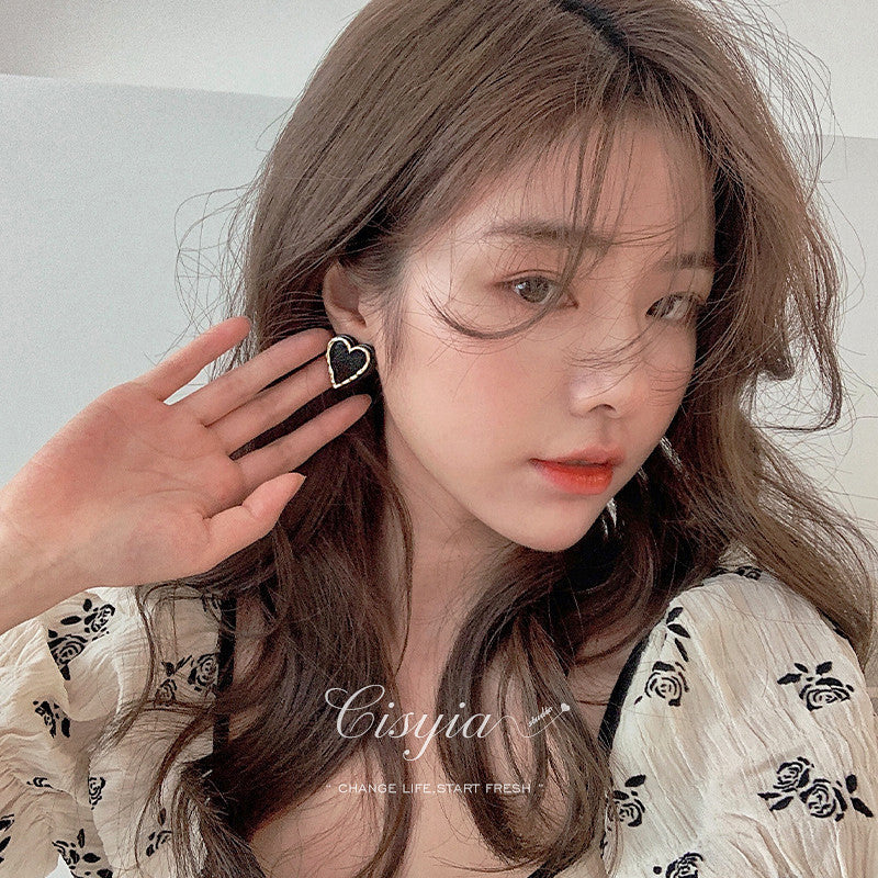 WHOLESALE black and white checkerboard bear earrings