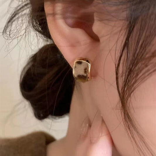 S925 Silver Needle Geometric Simple Leopard Earrings