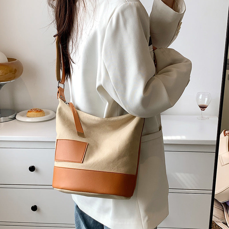 Lightweight large-capacity canvas handbag leisure slung commuter handbag Spring/Summer 2022 new fashion shoulder cloth bag